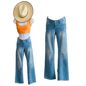 H&M Light Blue Jean Bootcut Low Waist Jeans Size 28/34